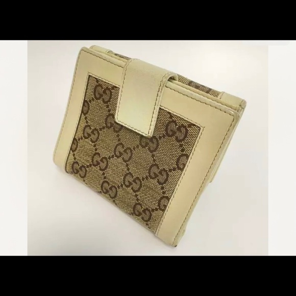 Gucci bifold credit card coin wallet - Picture 2 of 10